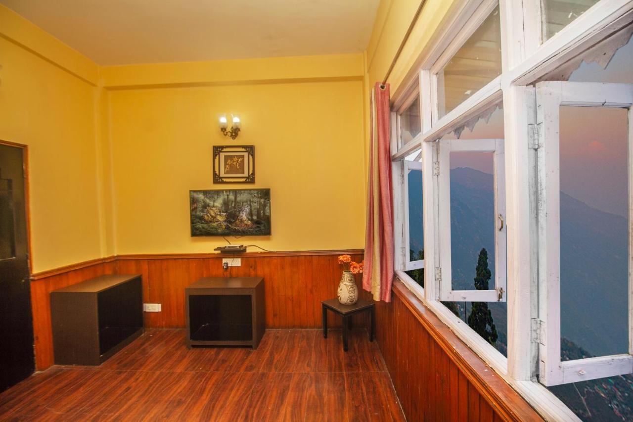 Central Gleneagles Heritage Resort Former Bungalow Of Ex-Tata Chairman Russi Mody The Mall Road Darjeeling Darjeeling  Bagian luar foto