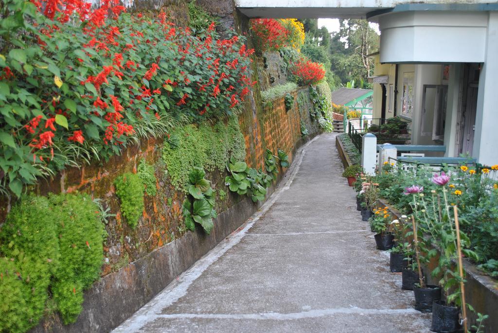 Central Gleneagles Heritage Resort Former Bungalow Of Ex-Tata Chairman Russi Mody The Mall Road Darjeeling Darjeeling  Bagian luar foto