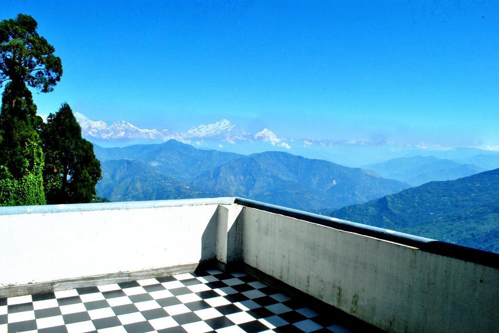 Central Gleneagles Heritage Resort Former Bungalow Of Ex-Tata Chairman Russi Mody The Mall Road Darjeeling Darjeeling  Bagian luar foto